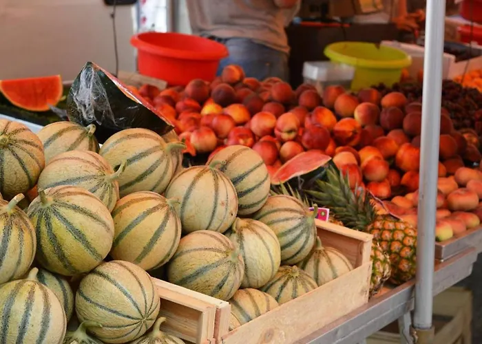 4 Pers Avec Terrasse, Clim Et Parking Au Lavandou - Fr-1-251-431 Apartman