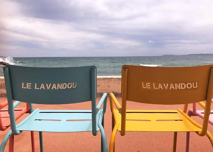 4 Pers Avec Terrasse, Clim Et Parking Au Lavandou - Fr-1-251-431 Apartman Le Lavandou